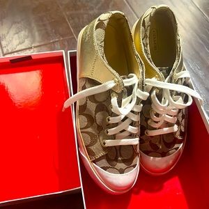 Coach women tenis shoes